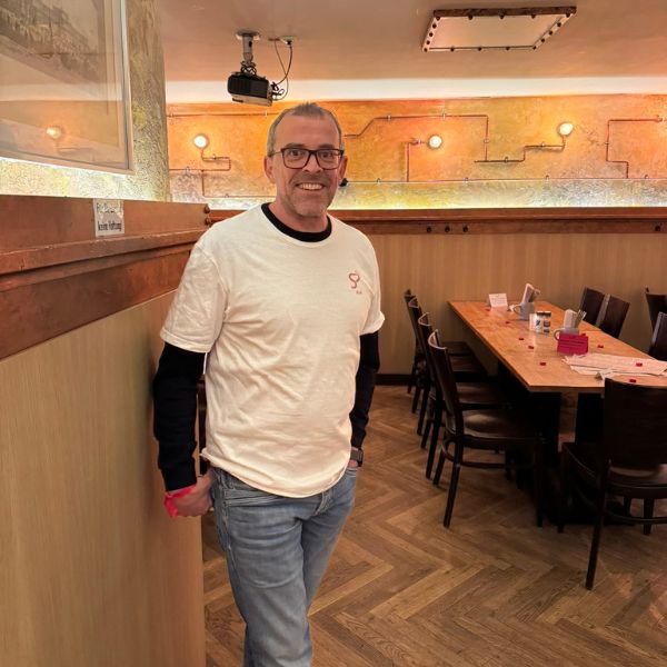 Andi, Mitgründer von Funkenflug und Veranstalter der Single Party in Berlin